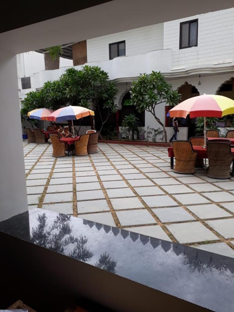 โีรงแรมเดอะ เติร์ด อาย Hotel พุชการ์ ภายนอก รูปภาพ
